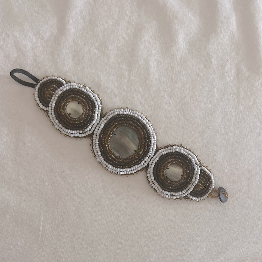 Beaded Bracelet with Circular Design
